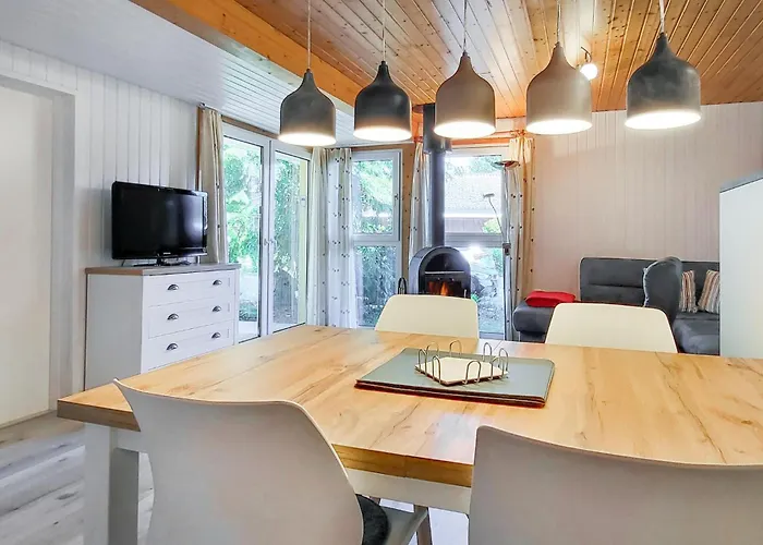 Amazing In Mirow Ot 別荘